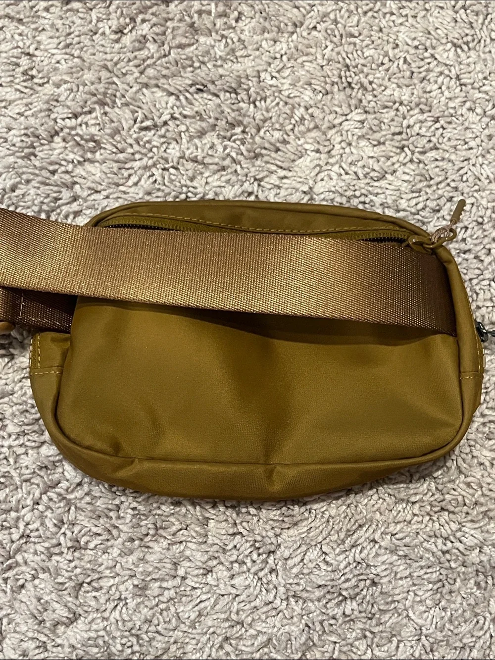 lululemon athletica Men's Olive Waist Pack